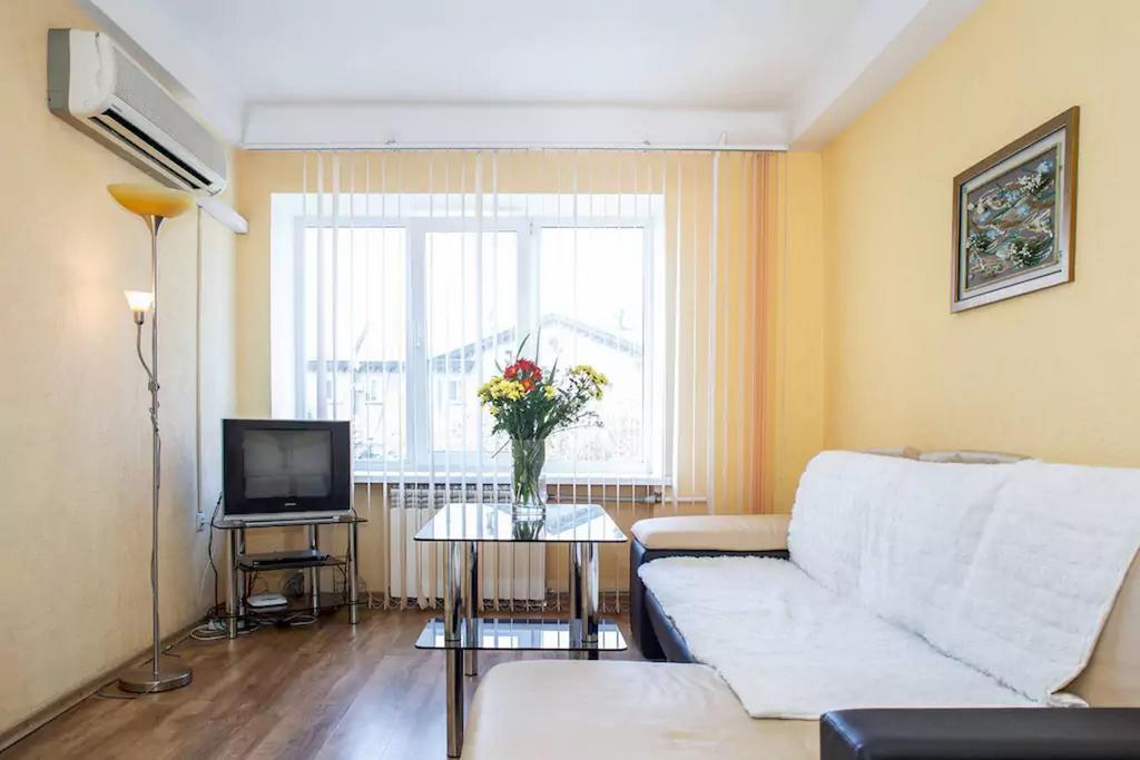 Apartment On Sobornyi Avenue Zaporizhia Luaran gambar